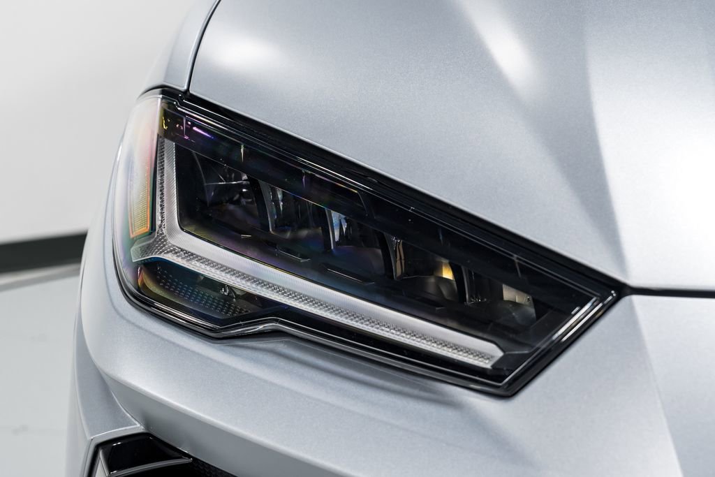 Used 2022 Lamborghini Urus AWD/4WD image 43