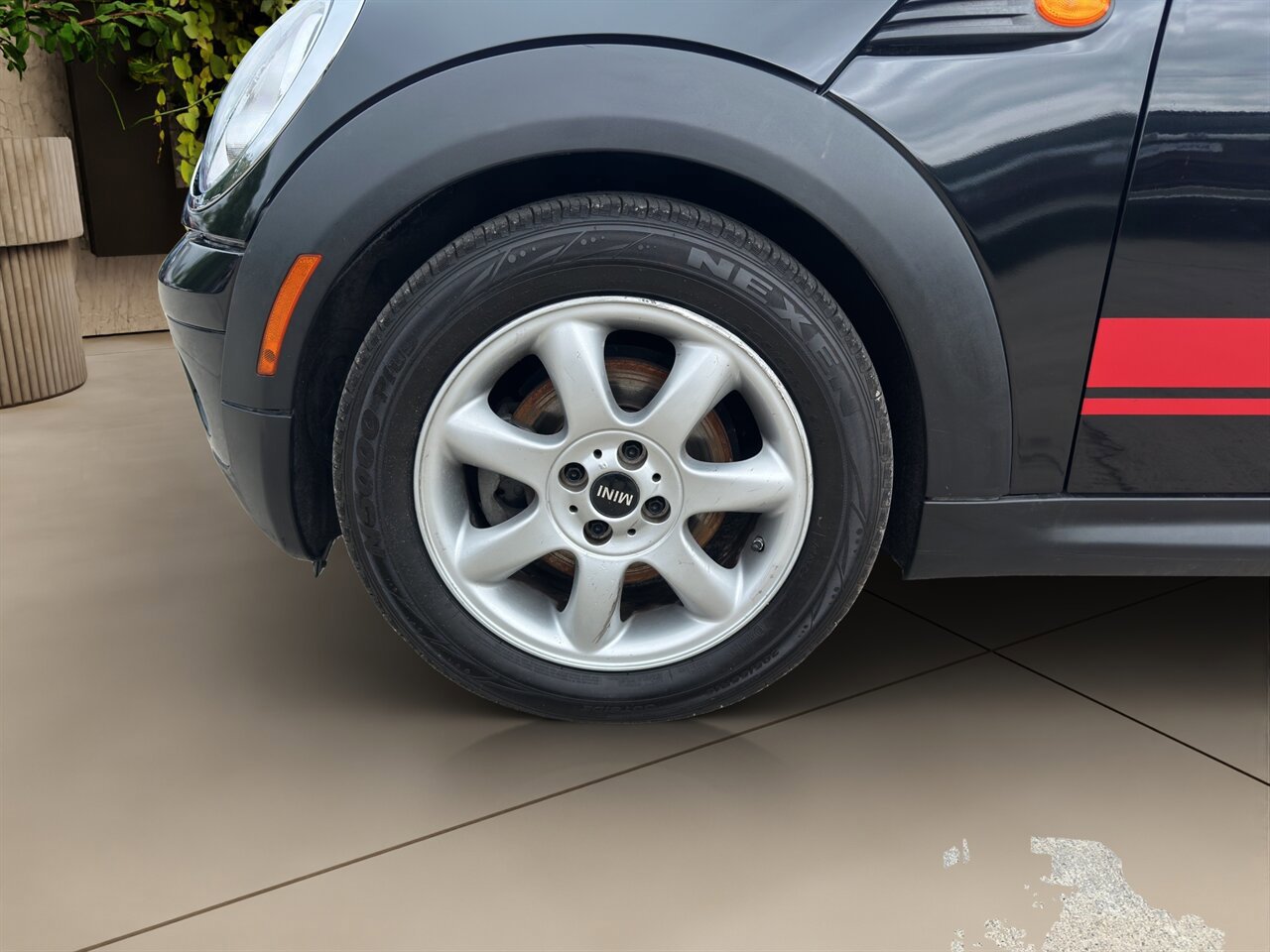 Used 2010 MINI Cooper Convertible FWD image 15