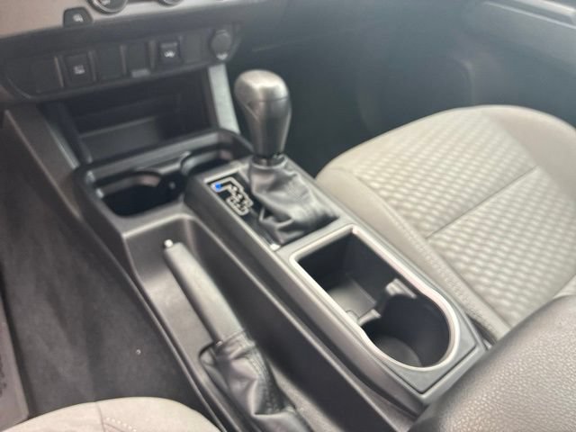 Used 2022 Toyota Tacoma SR w/ SR Convenience Package RWD image 25