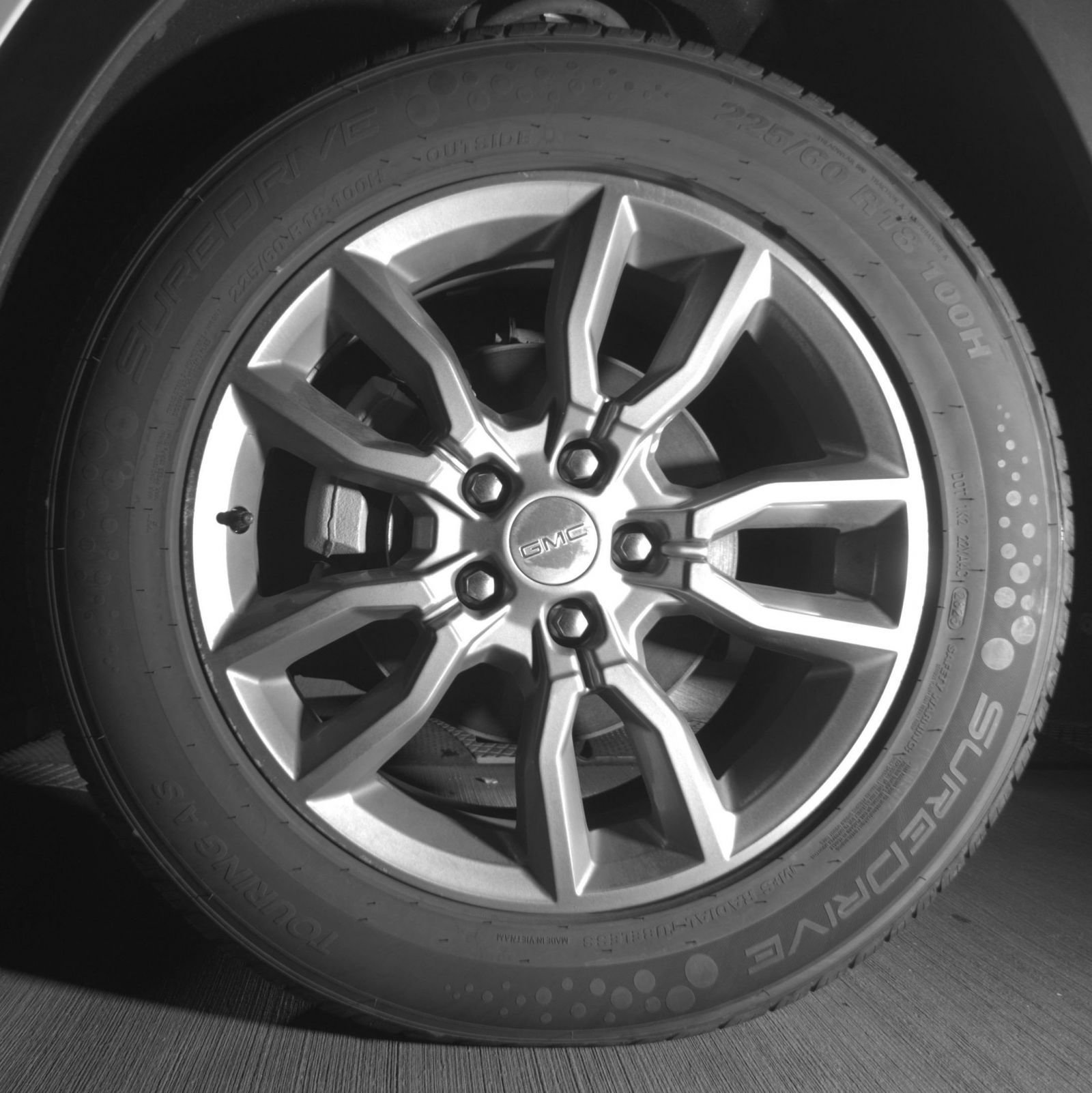 Used 2024 GMC Terrain SLT AWD/4WD image 14