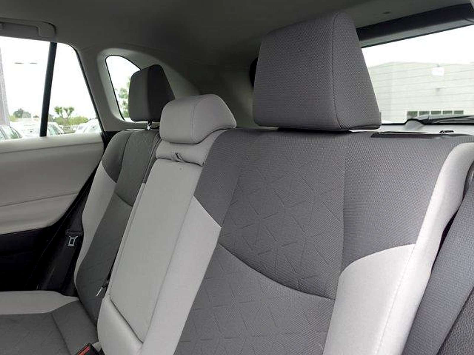 Certified 2021 Toyota RAV4 XLE w/ Convenience Package AWD/4WD image 11