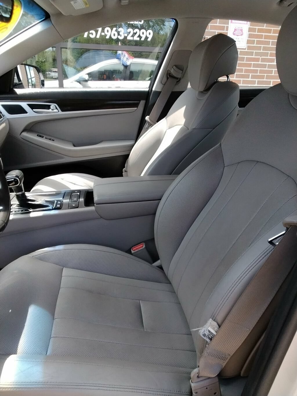 Used 2019 Genesis G80 3.8 AWD/4WD image 7