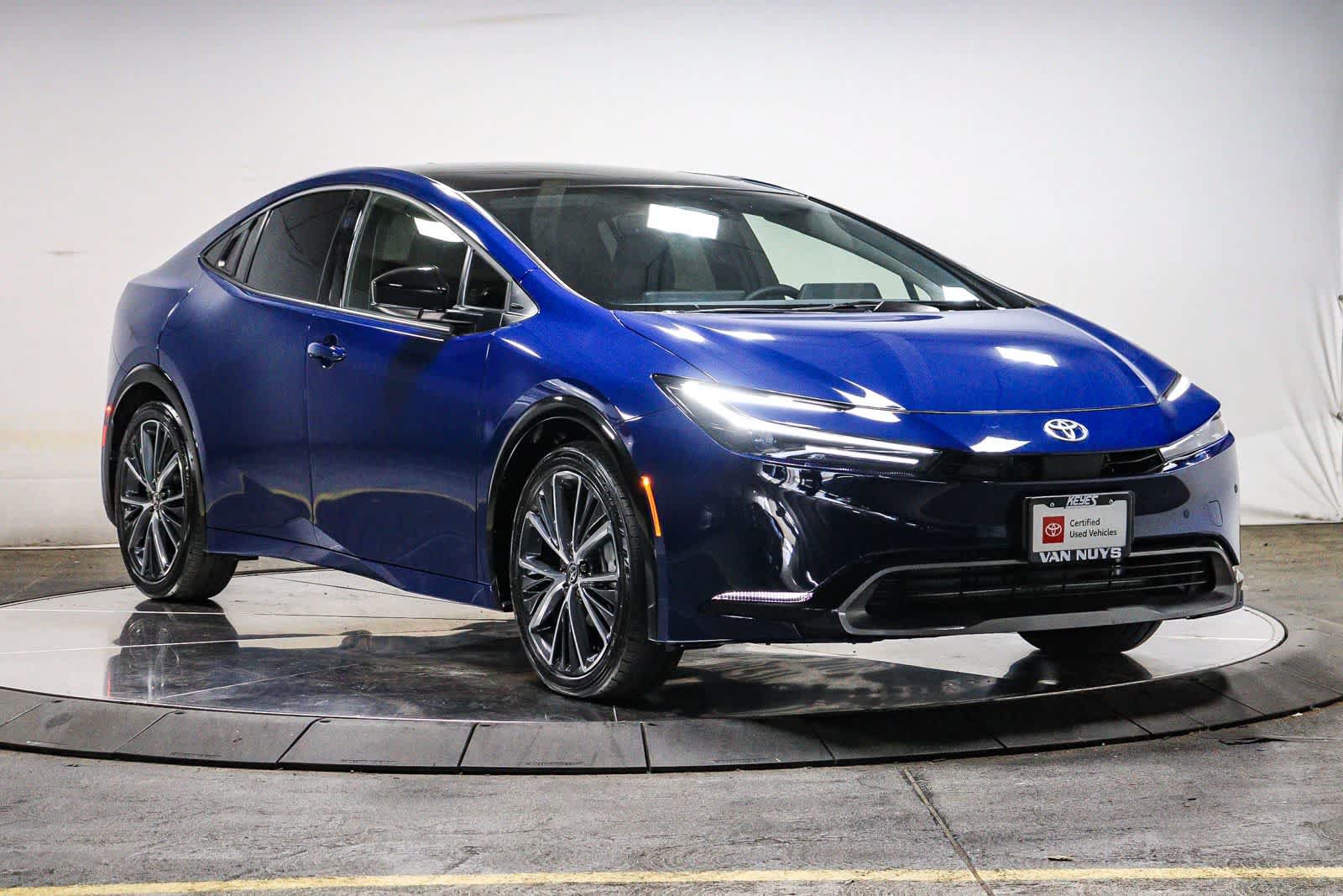 Certified 2026 Toyota Prius XLE FWD image 6