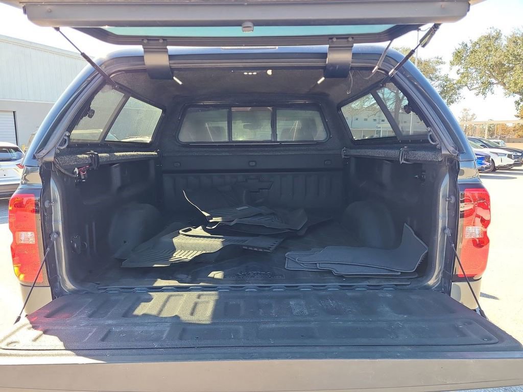 Used 2018 Chevrolet Silverado 2500 High Country w/ Duramax Plus Package image 19