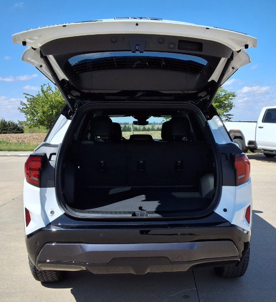 New 2026 GMC Terrain AT4 w/ Convenience Package III AWD/4WD image 9