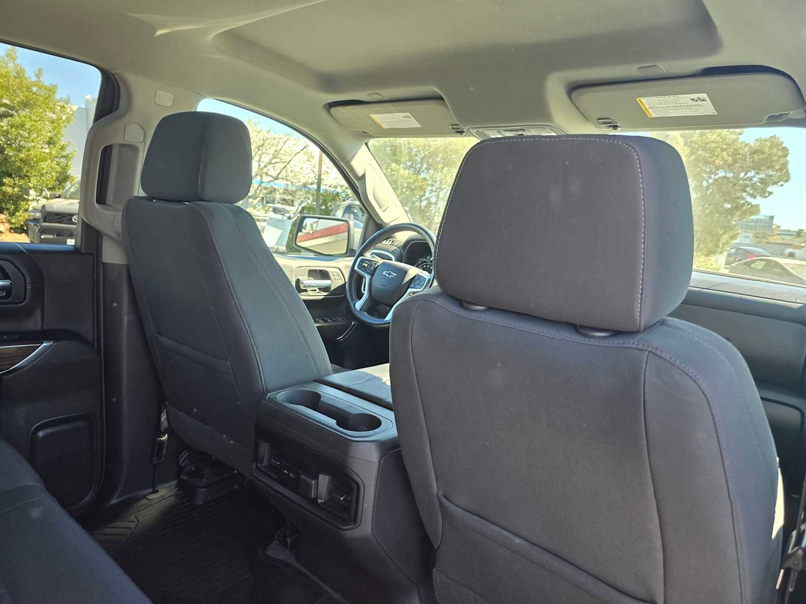 Used 2022 Chevrolet Silverado 1500 LT Trail Boss w/ Convenience Package II image 15