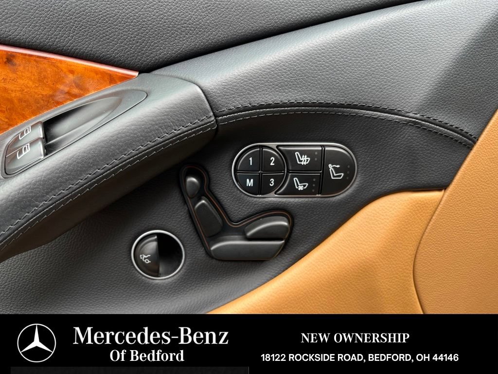 Used 2011 Mercedes-Benz SL 550 image 12