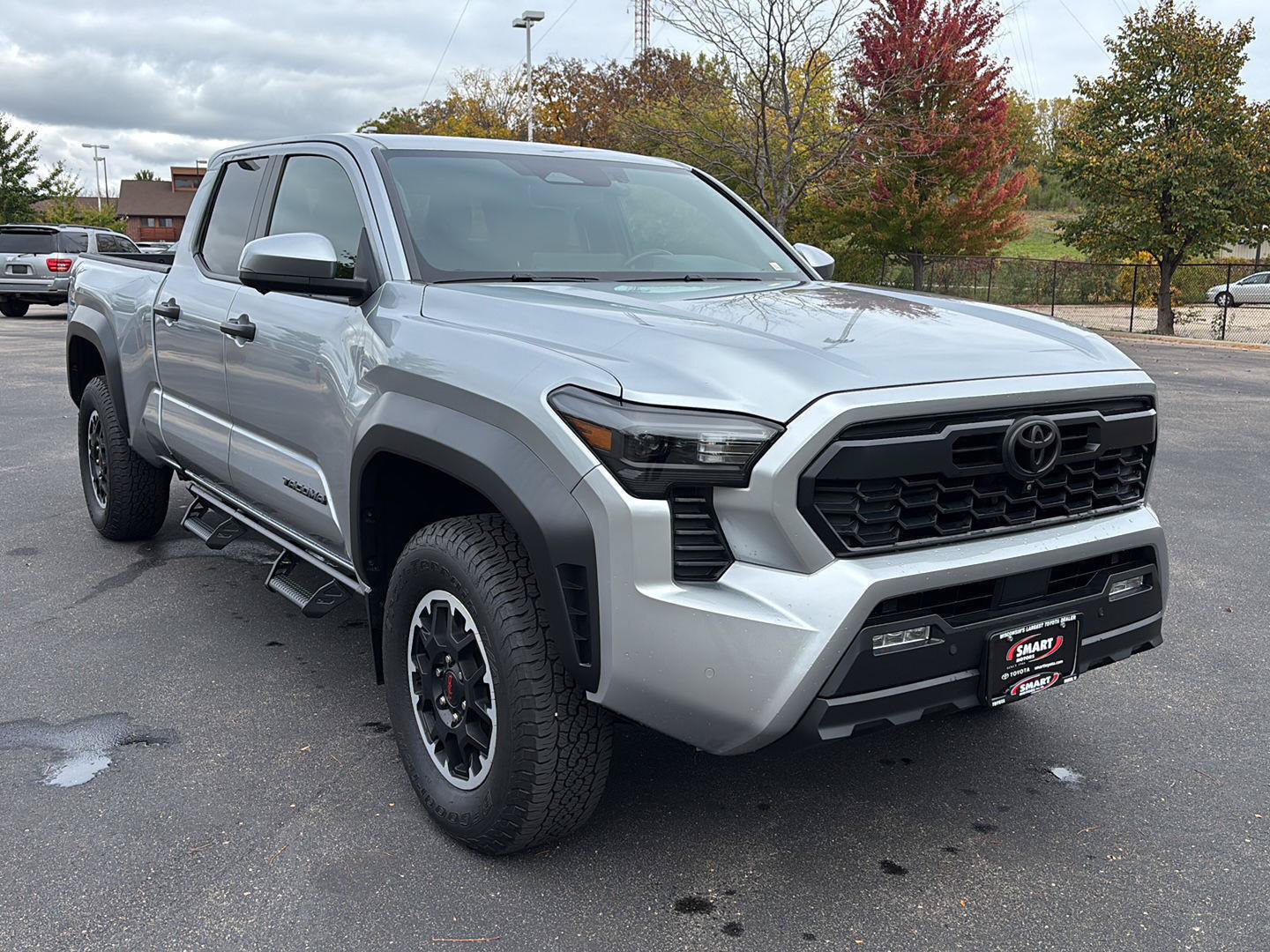 Used 2024 Toyota Tacoma TRD Off-Road w/ TRD Off Road Premium Package AWD/4WD image 8
