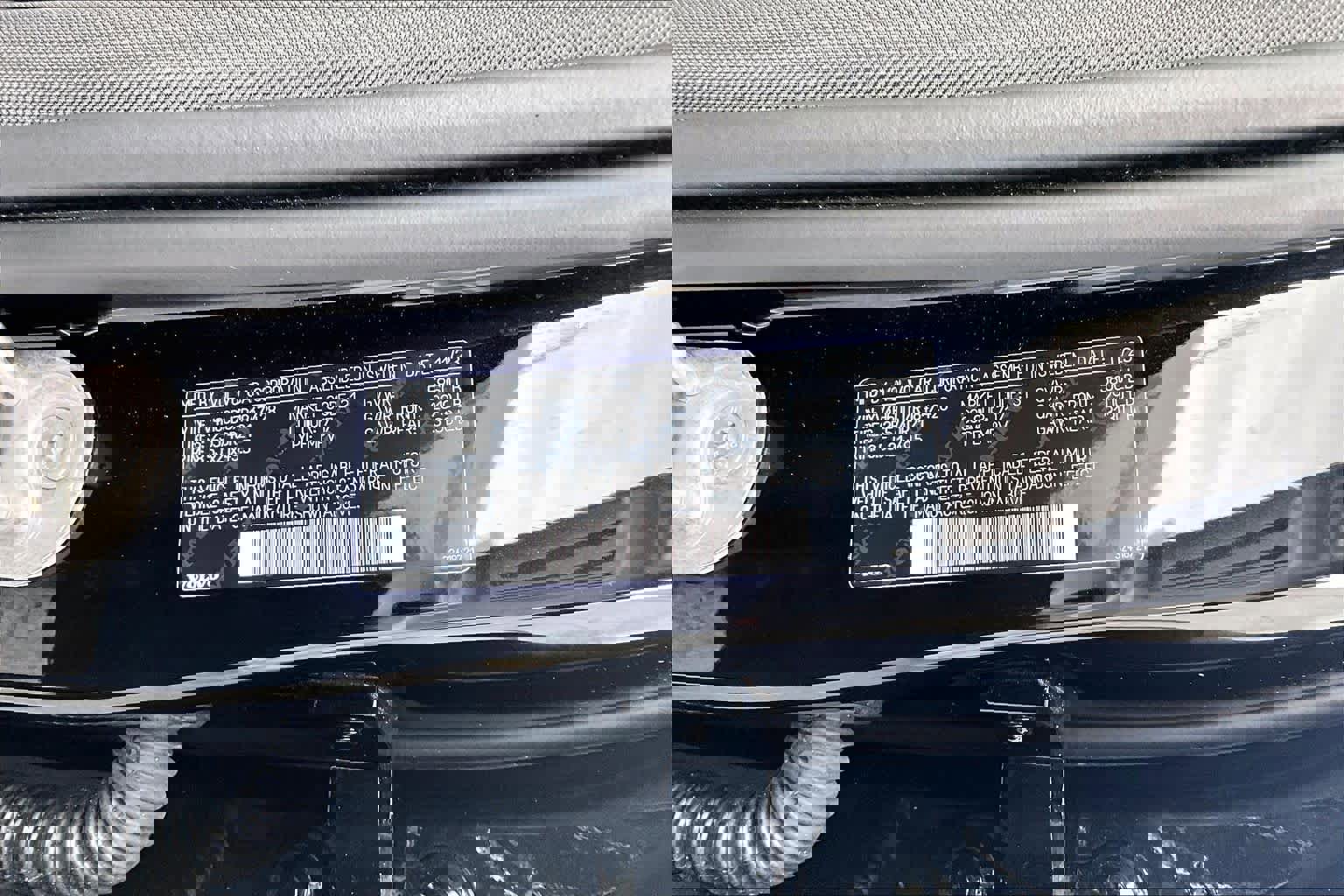 Used 2024 Volvo XC60 T8 Ultimate image 32