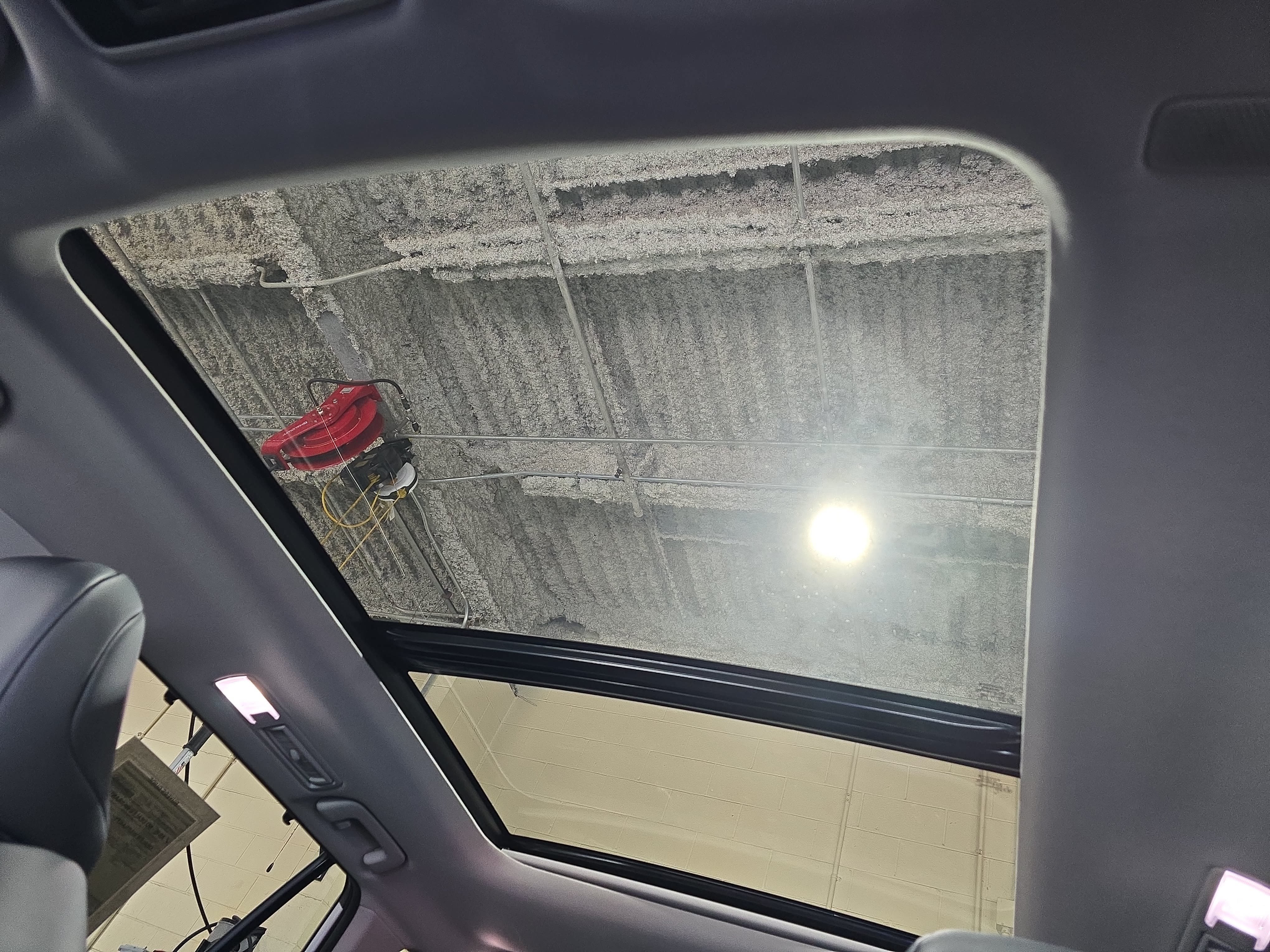 Used 2024 Toyota Grand Highlander AWD image 30