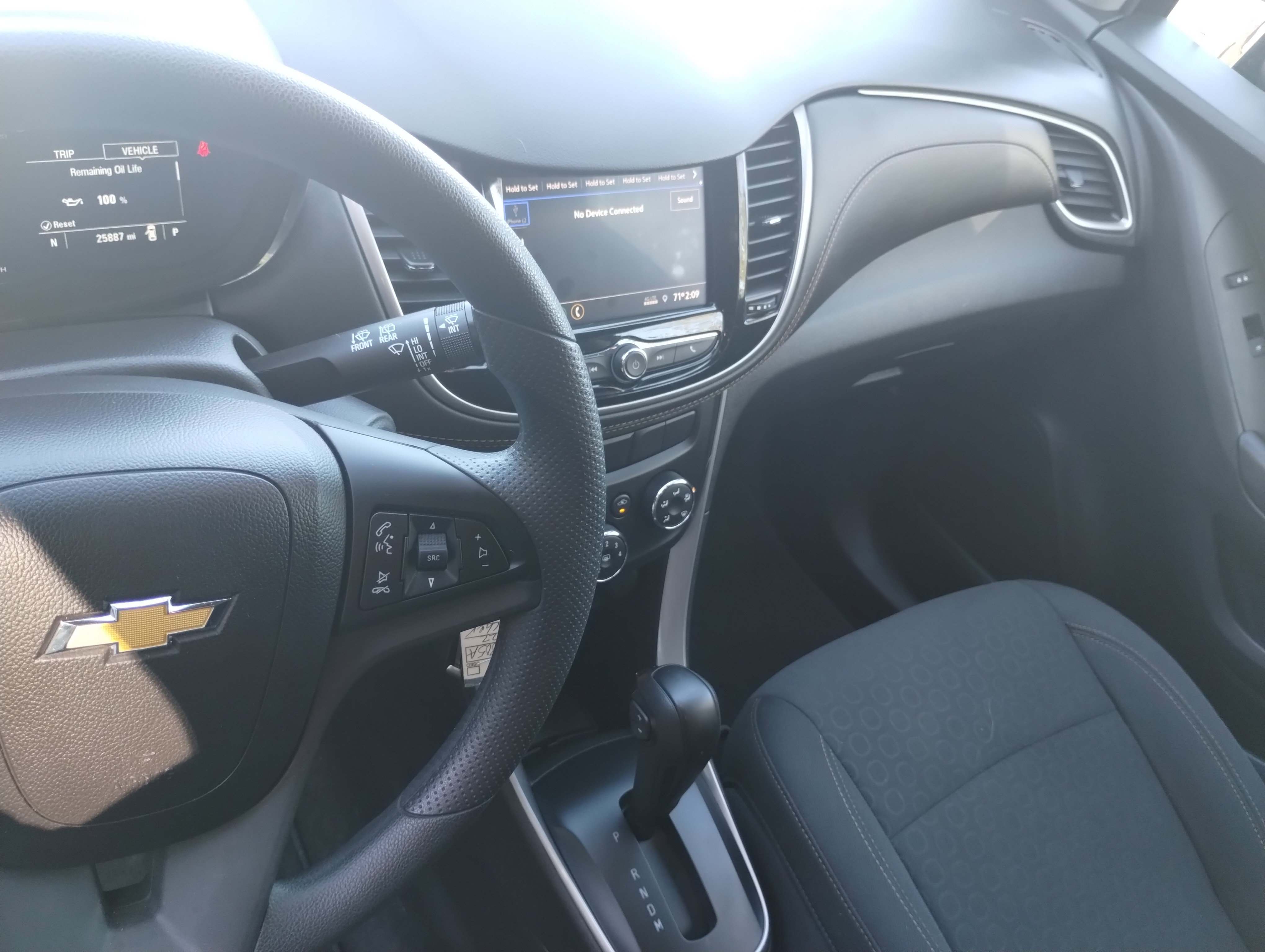 Used 2022 Chevrolet Trax LS w/ Tint and Cruise Package image 12