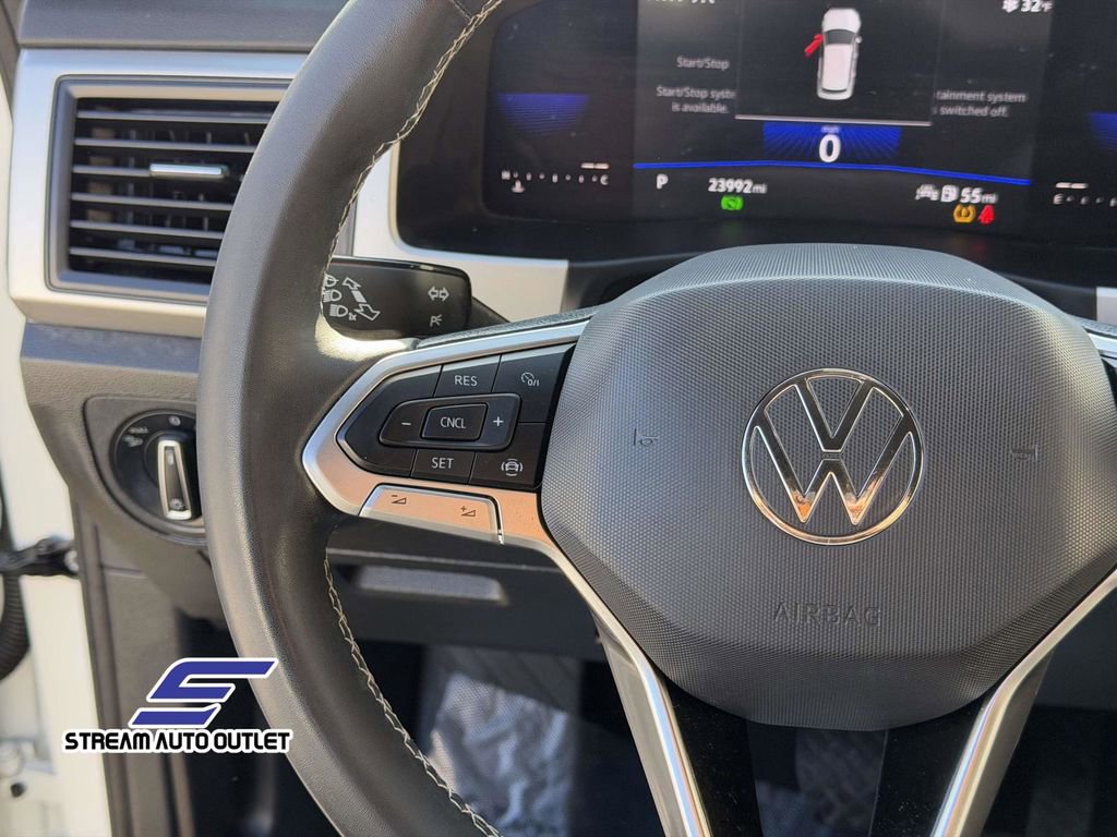 Used 2022 Volkswagen Atlas Cross Sport SE image 30