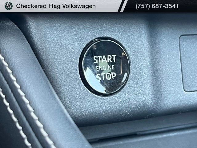 Used 2024 Nissan Rogue Platinum AWD/4WD image 44
