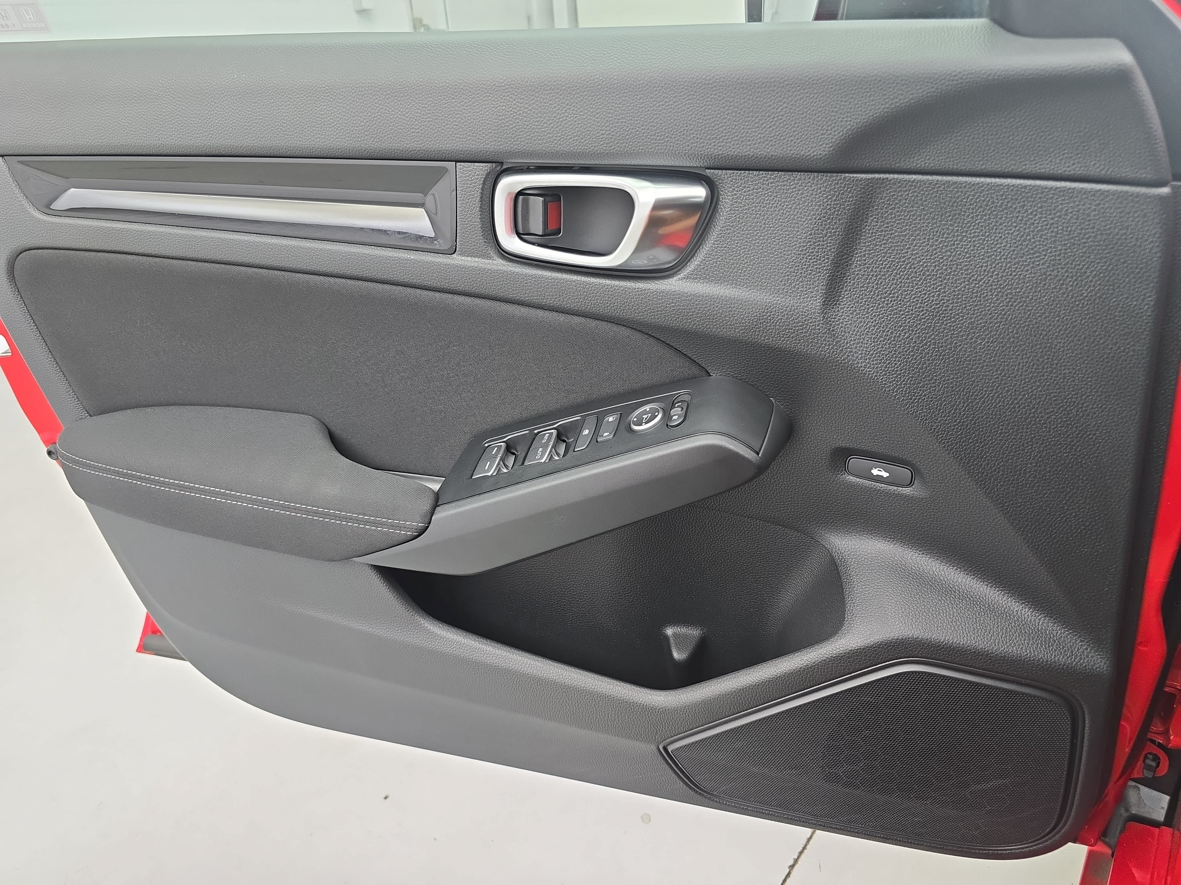 Used 2024 Honda Civic EX image 26