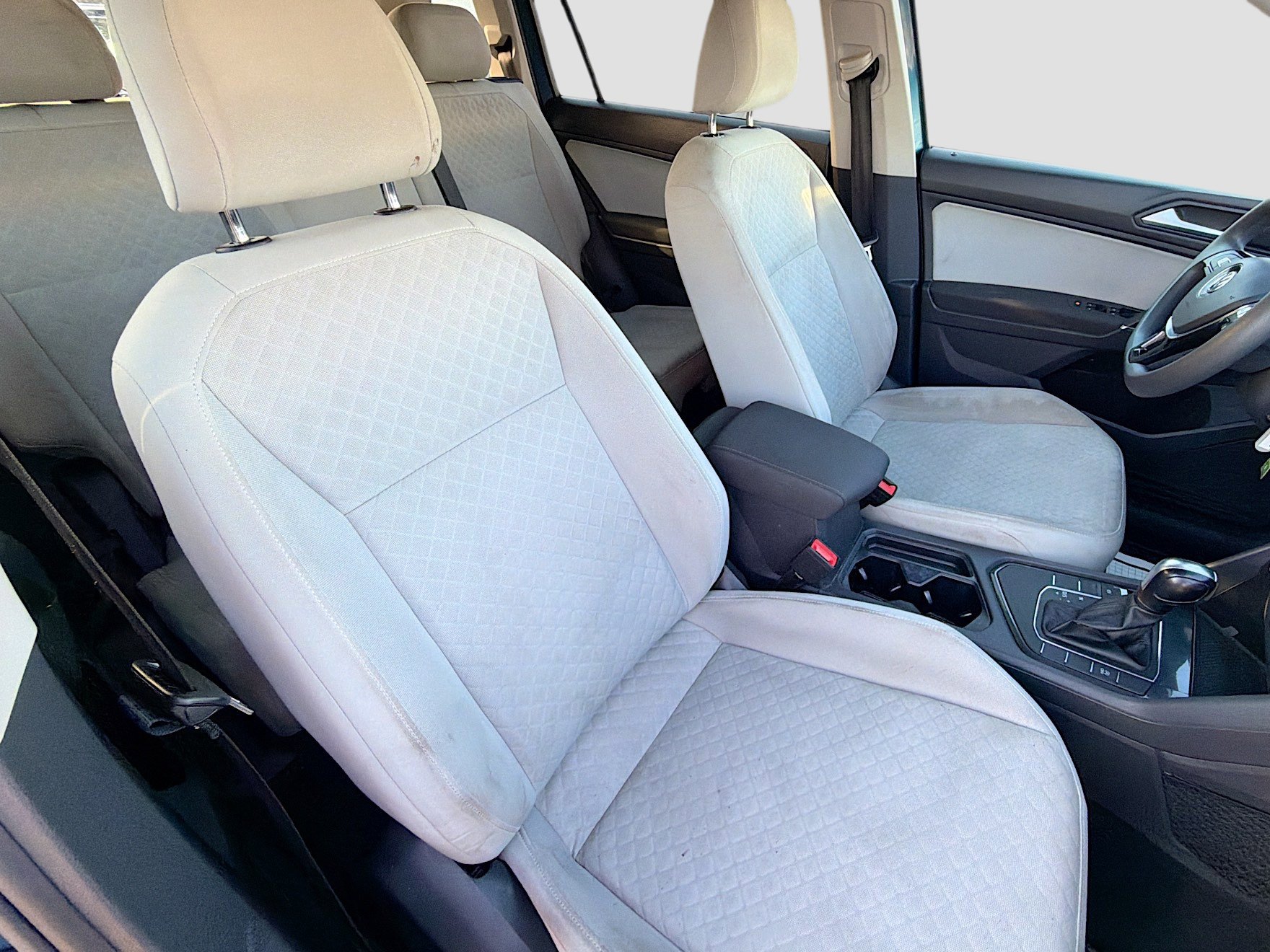 Used 2020 Volkswagen Tiguan S image 13