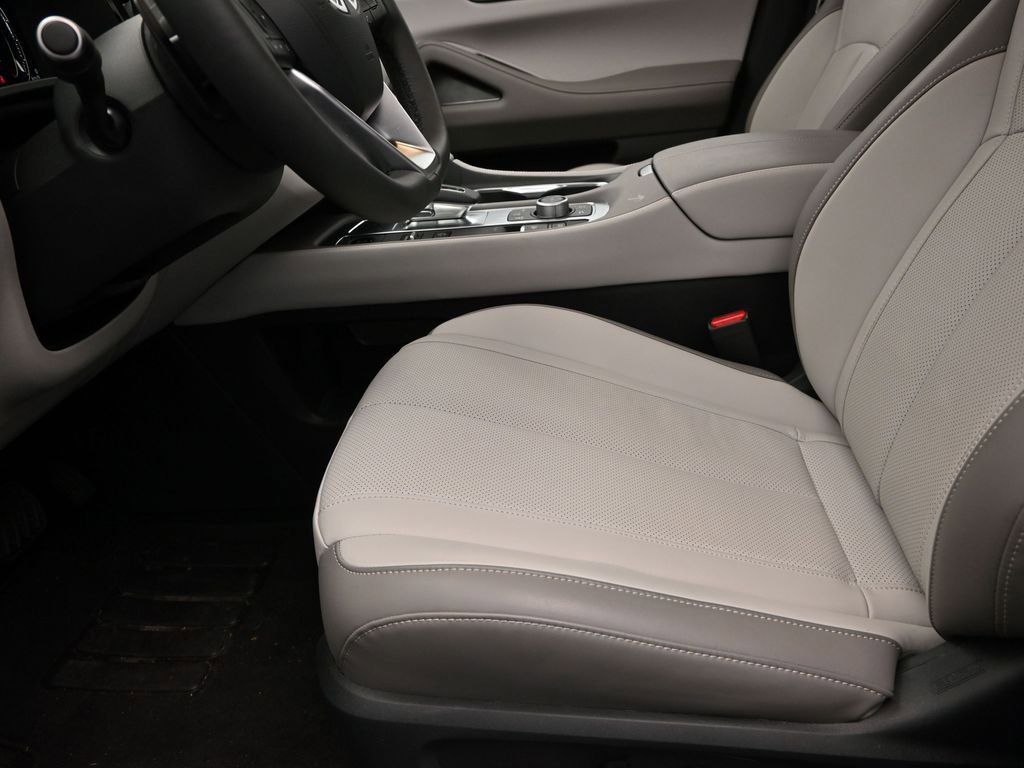 Used 2026 INFINITI QX60 Pure w/ Cargo Package image 13