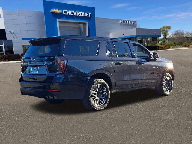 Used 2025 Chevrolet Suburban Z71 AWD/4WD image 24