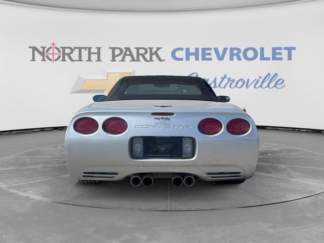Used 2002 Chevrolet Corvette Convertible w/ Preferred Equipment Group2 RWD image 4