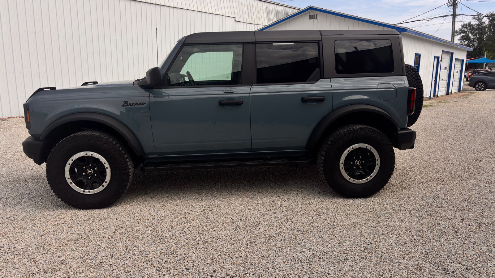 Certified 2023 Ford Bronco Big Bend w/ Sasquatch Package image 9