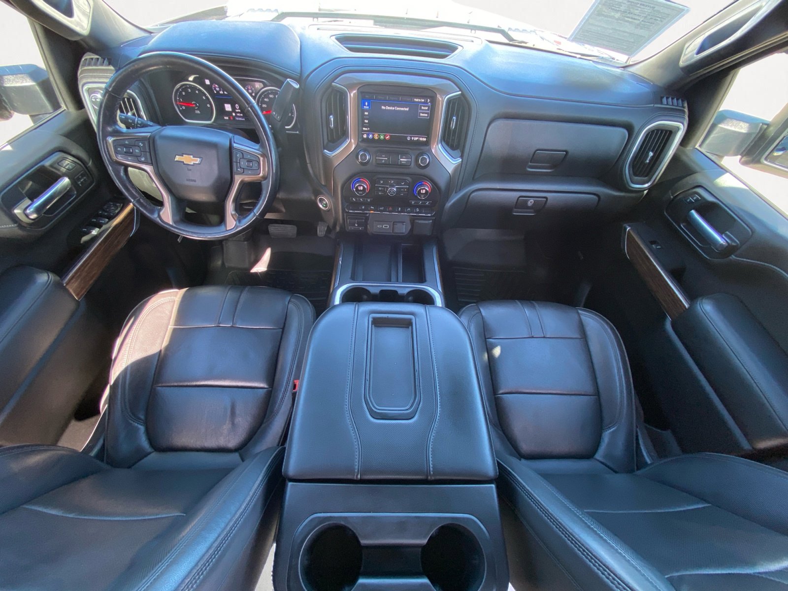 Used 2020 Chevrolet Silverado 2500 High Country w/ Technology Package image 3