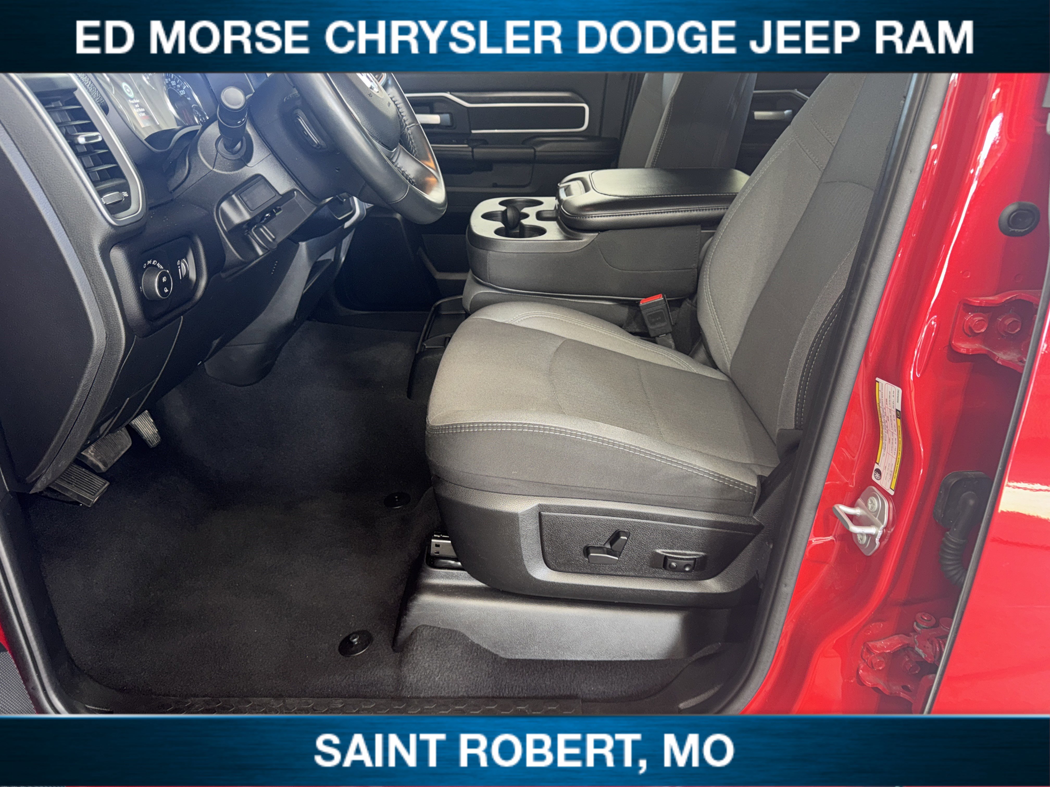 Used 2024 RAM 2500 Big Horn w/ Bed Utility Group image 29