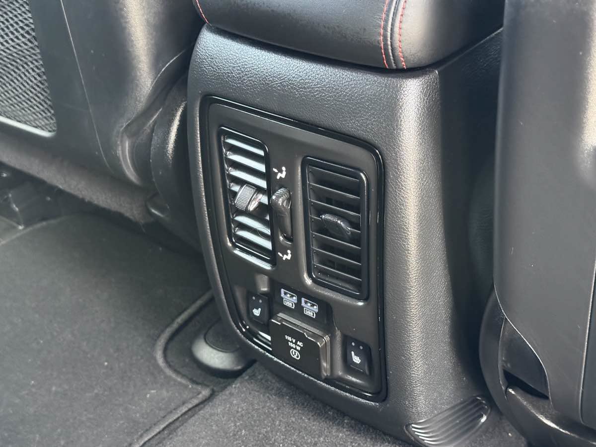 Used 2023 Dodge Durango GT RWD image 20