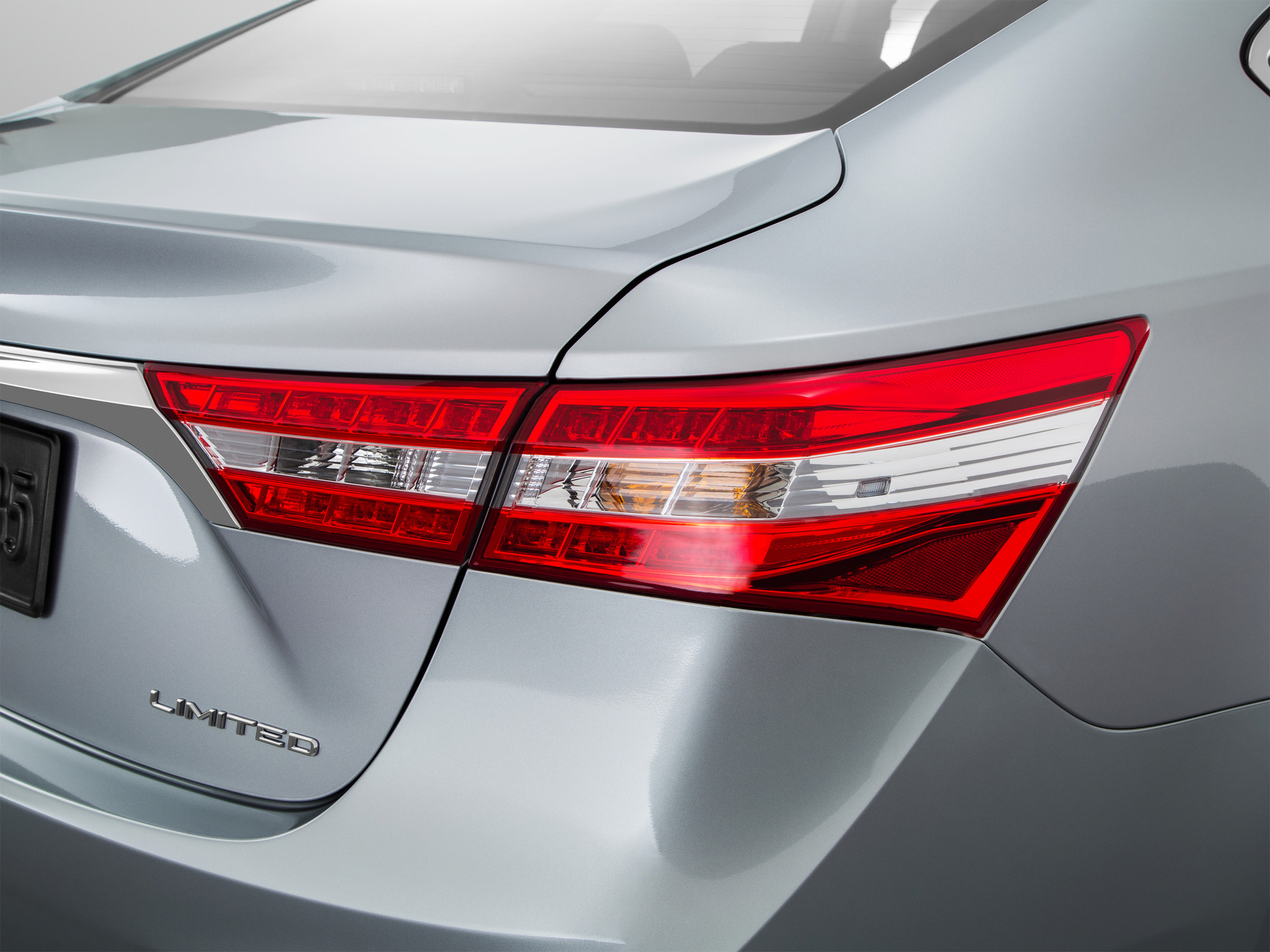 Used 2015 Toyota Avalon Limited FWD image 51