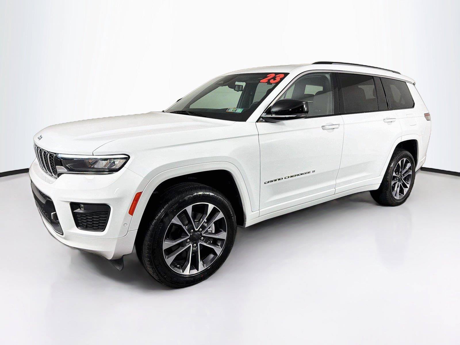 Used 2023 Jeep Grand Cherokee L Overland w/ Luxury Tech Group IV AWD/4WD image 7