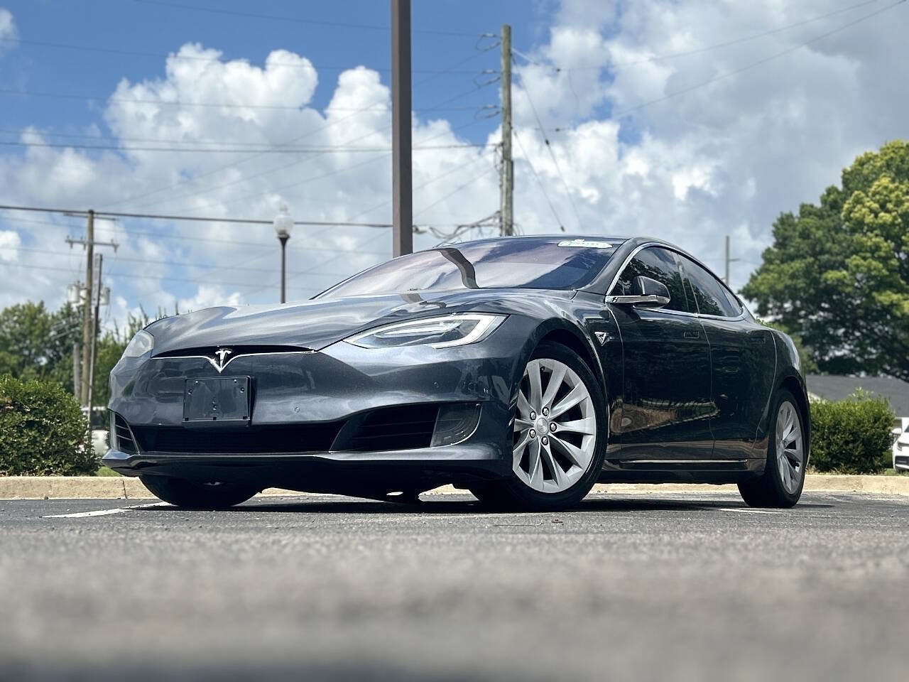 Used 2017 Tesla Model S 100D AWD/4WD image 2