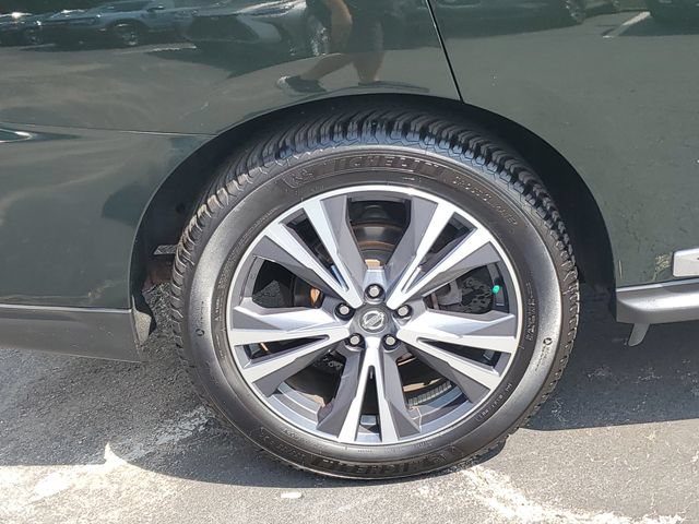 Used 2020 Nissan Pathfinder Platinum AWD/4WD image 4