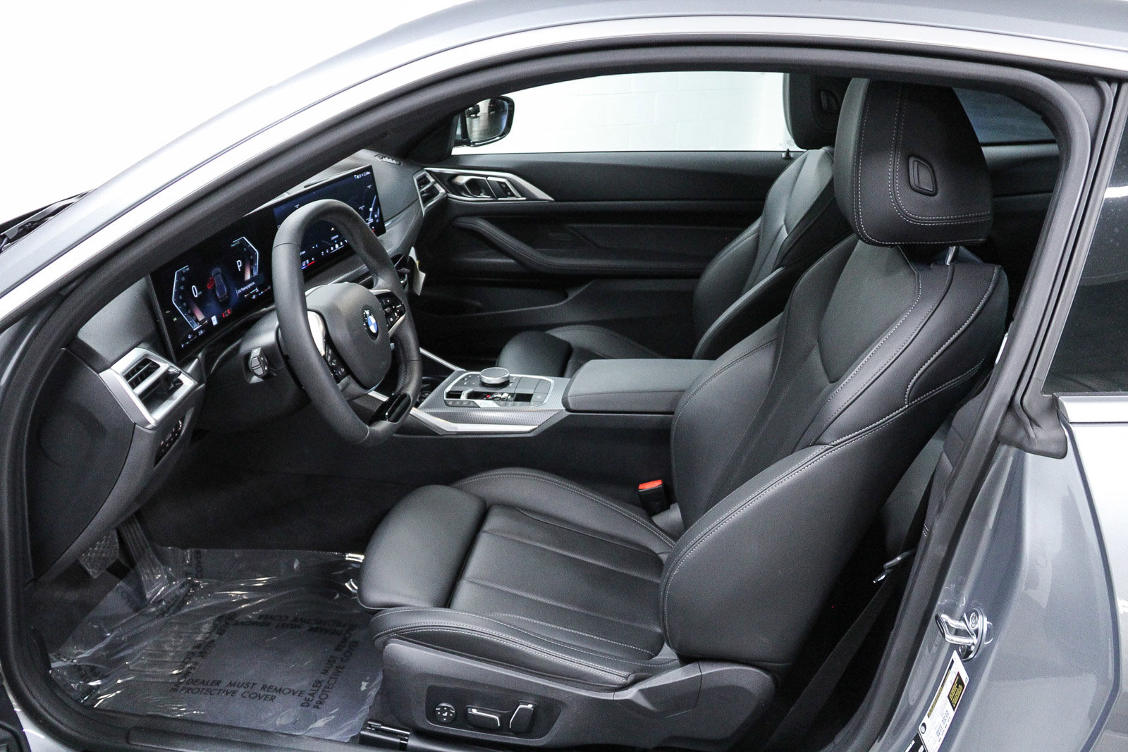 Used 2025 BMW 430i Coupe w/ Convenience Package image 19