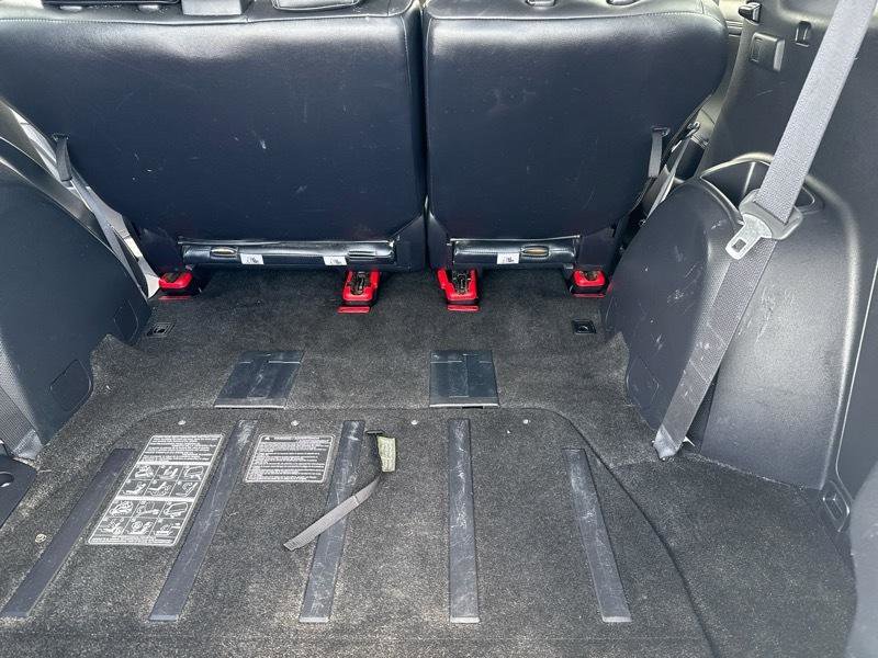 Used 2010 Mitsubishi Outlander XLS image 16