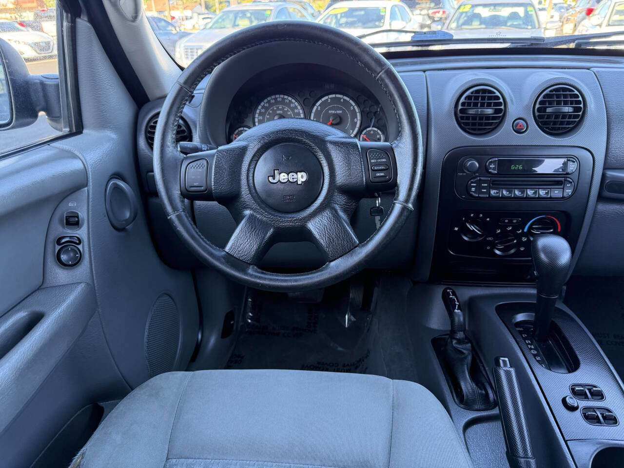 Used 2007 Jeep Liberty Sport AWD/4WD image 16