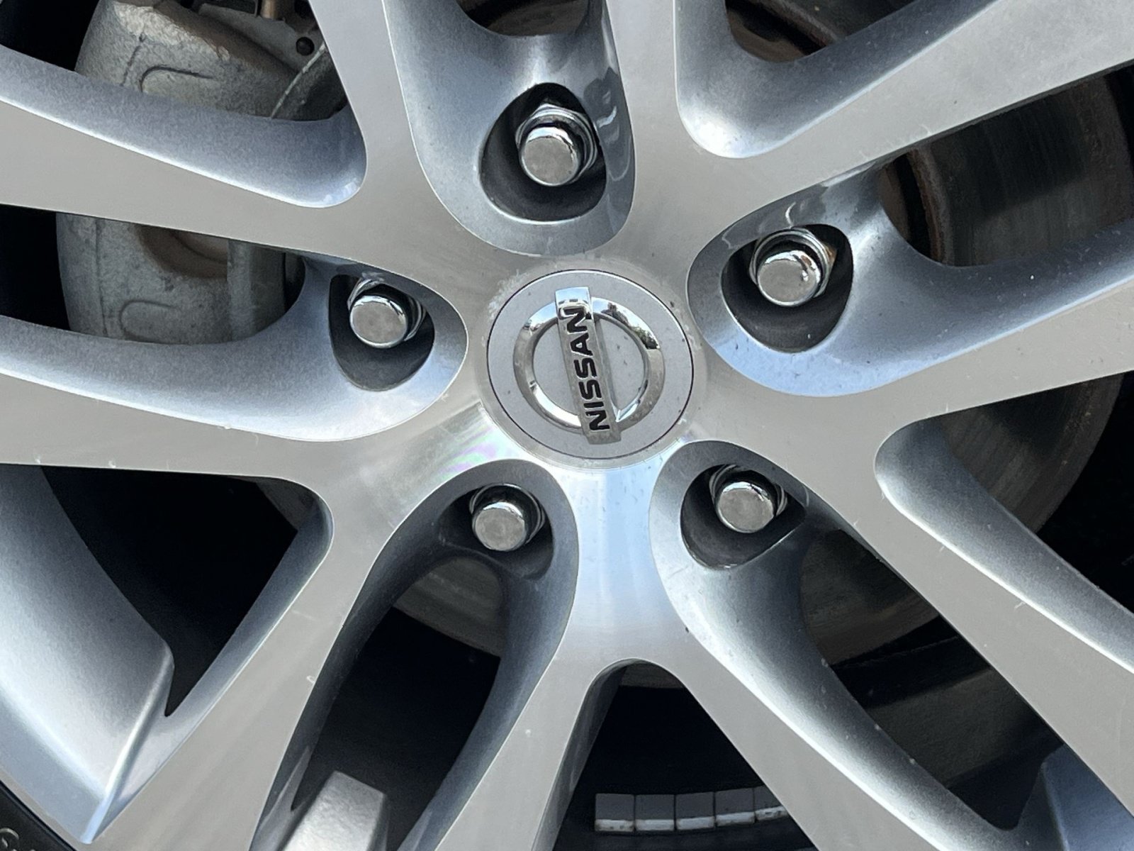 Used 2025 Nissan Sentra S FWD image 30