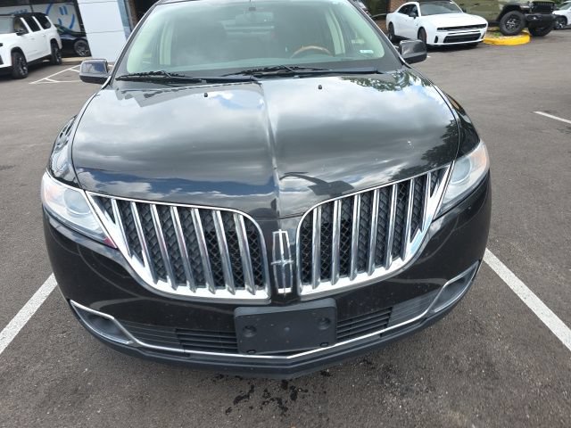 Used 2013 Lincoln MKX FWD w/ Wood Pkg image 9