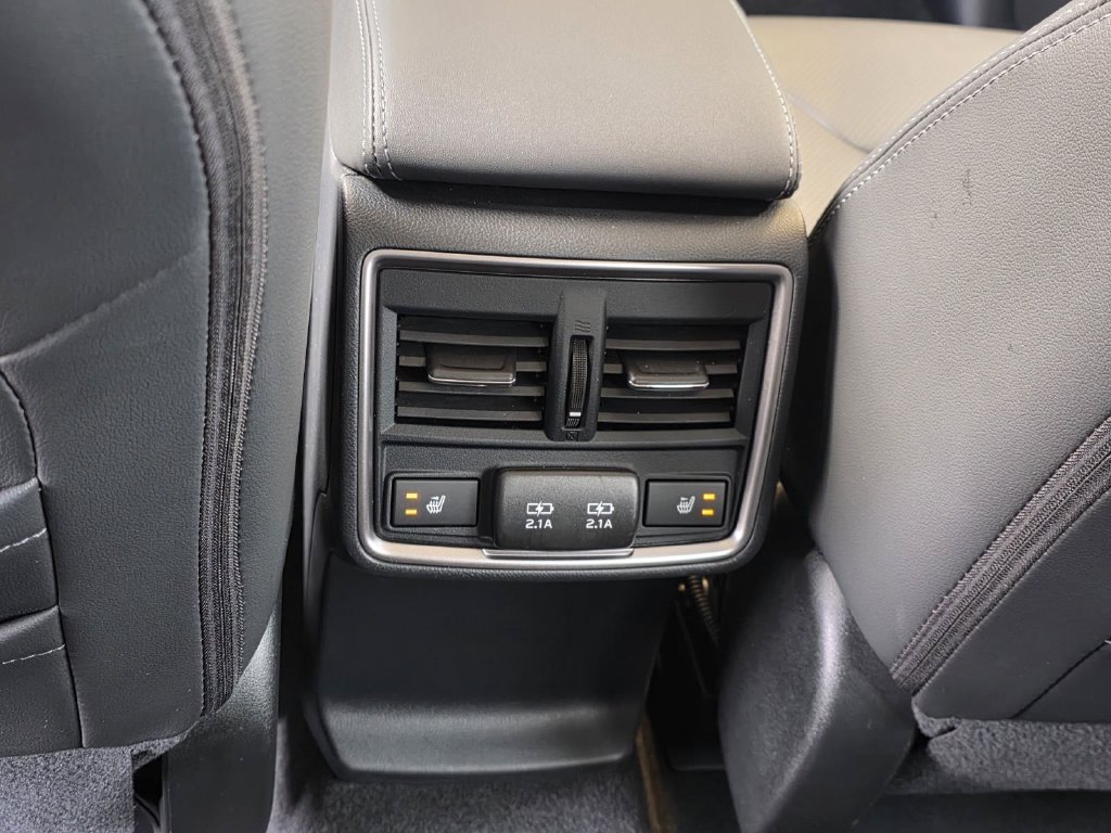 Used 2024 Subaru Forester Touring AWD/4WD image 11