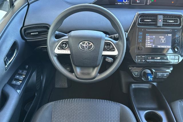 Used 2016 Toyota Prius Two image 17
