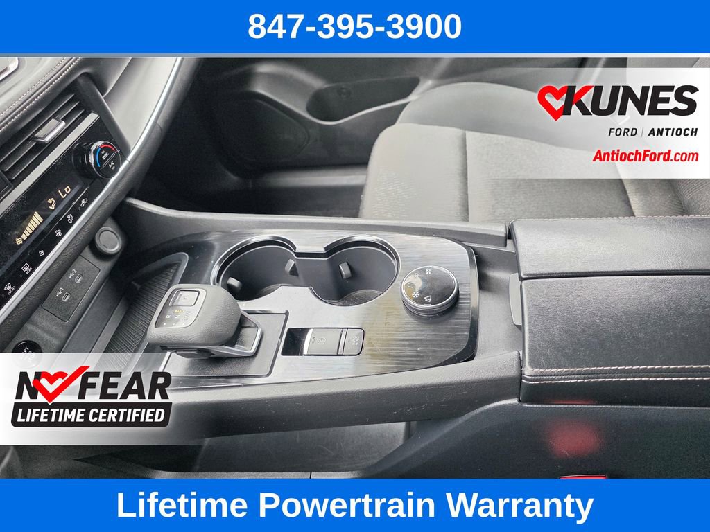 Used 2025 Nissan Rogue SV image 50