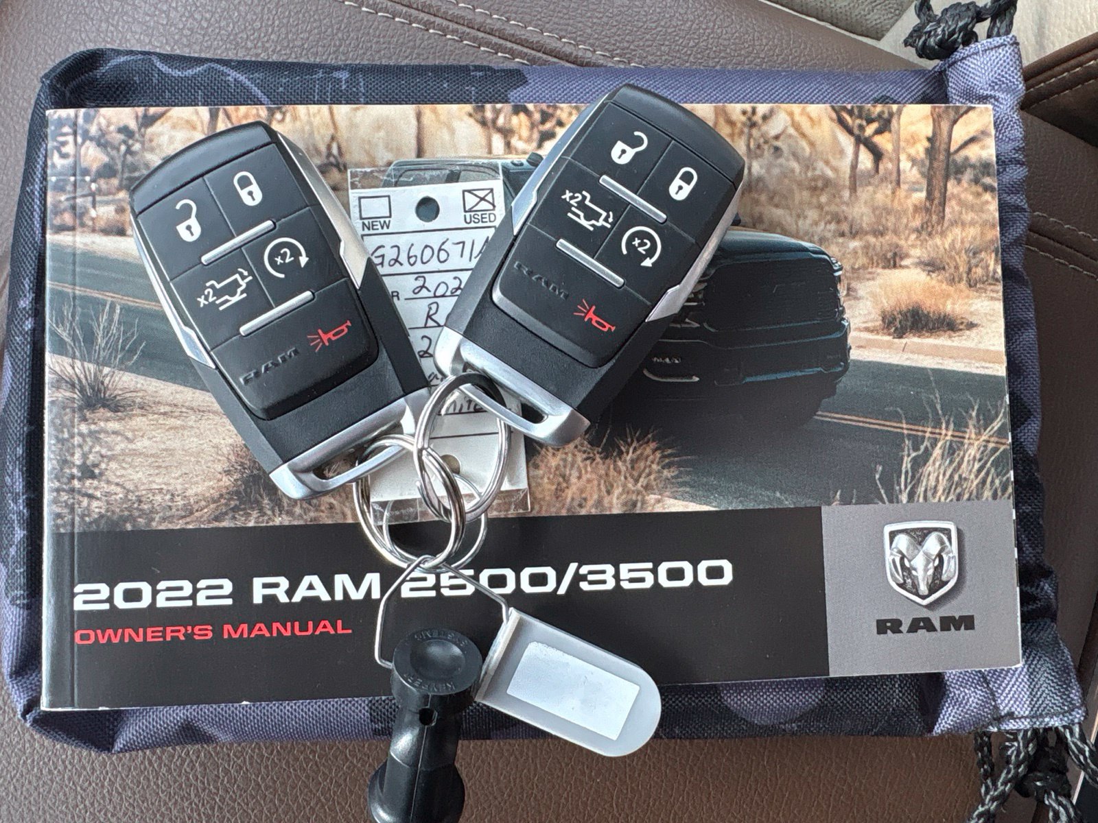 Used 2022 RAM 2500 Laramie AWD/4WD image 37