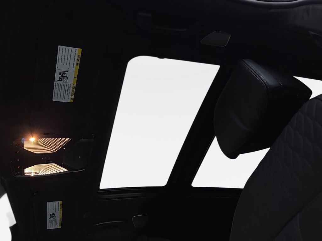 New 2026 BMW X7 M60i image 30