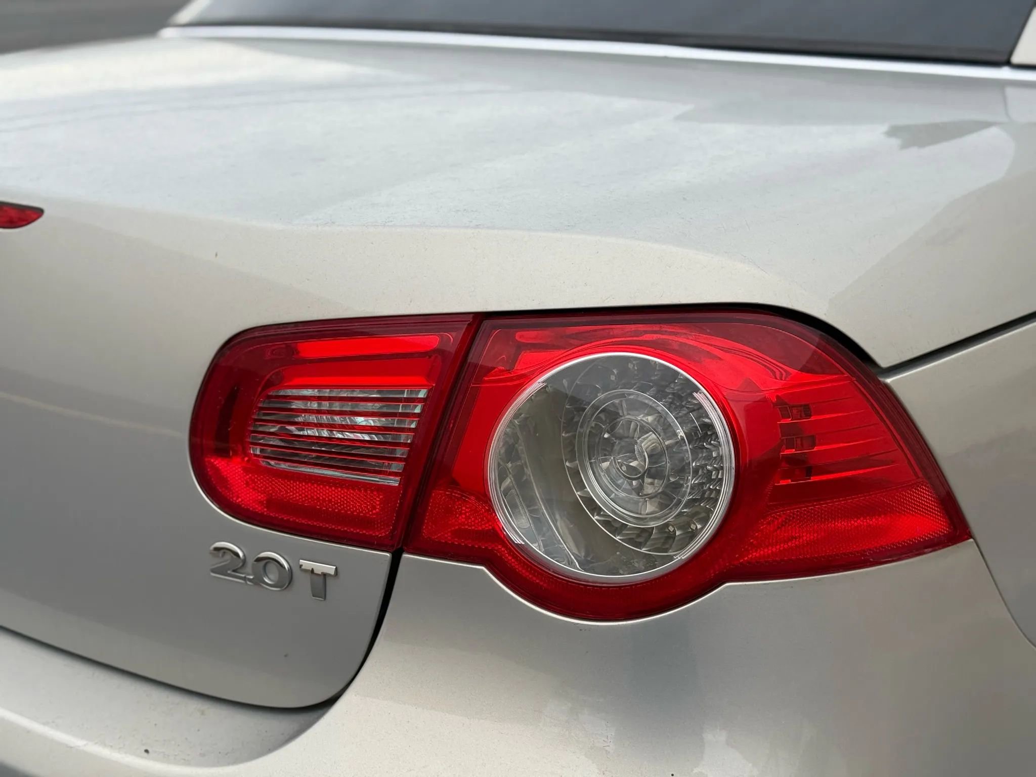 Used 2010 Volkswagen Eos Komfort image 34