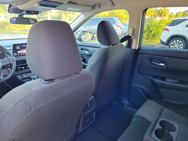 Used 2025 Nissan Rogue SV AWD/4WD image 13