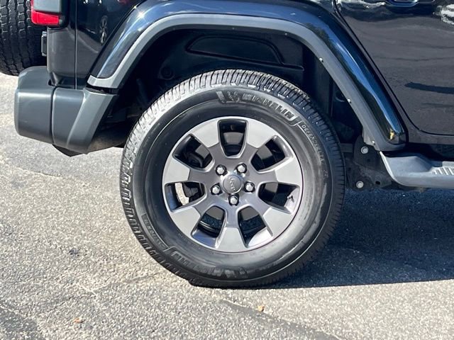 Used 2018 Jeep Wrangler Unlimited Sahara w/ Dual Top Group image 11
