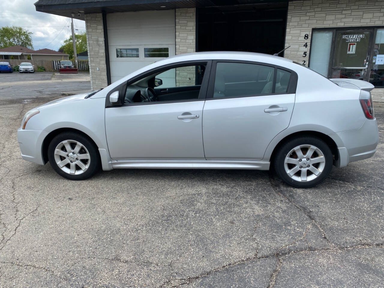 Used 2012 Nissan Sentra 2.0 SR FWD image 10