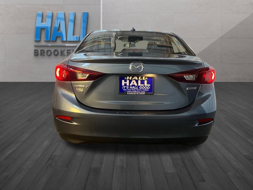 Used 2016 MAZDA MAZDA3 i Touring w/ Popular Equipment Package image 4