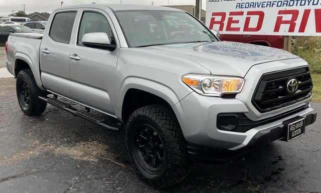 Used 2023 Toyota Tacoma SR image 2