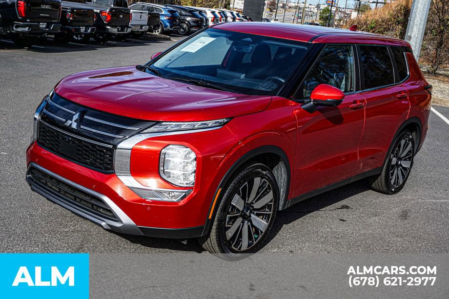 Used 2025 Mitsubishi Outlander SE image 15