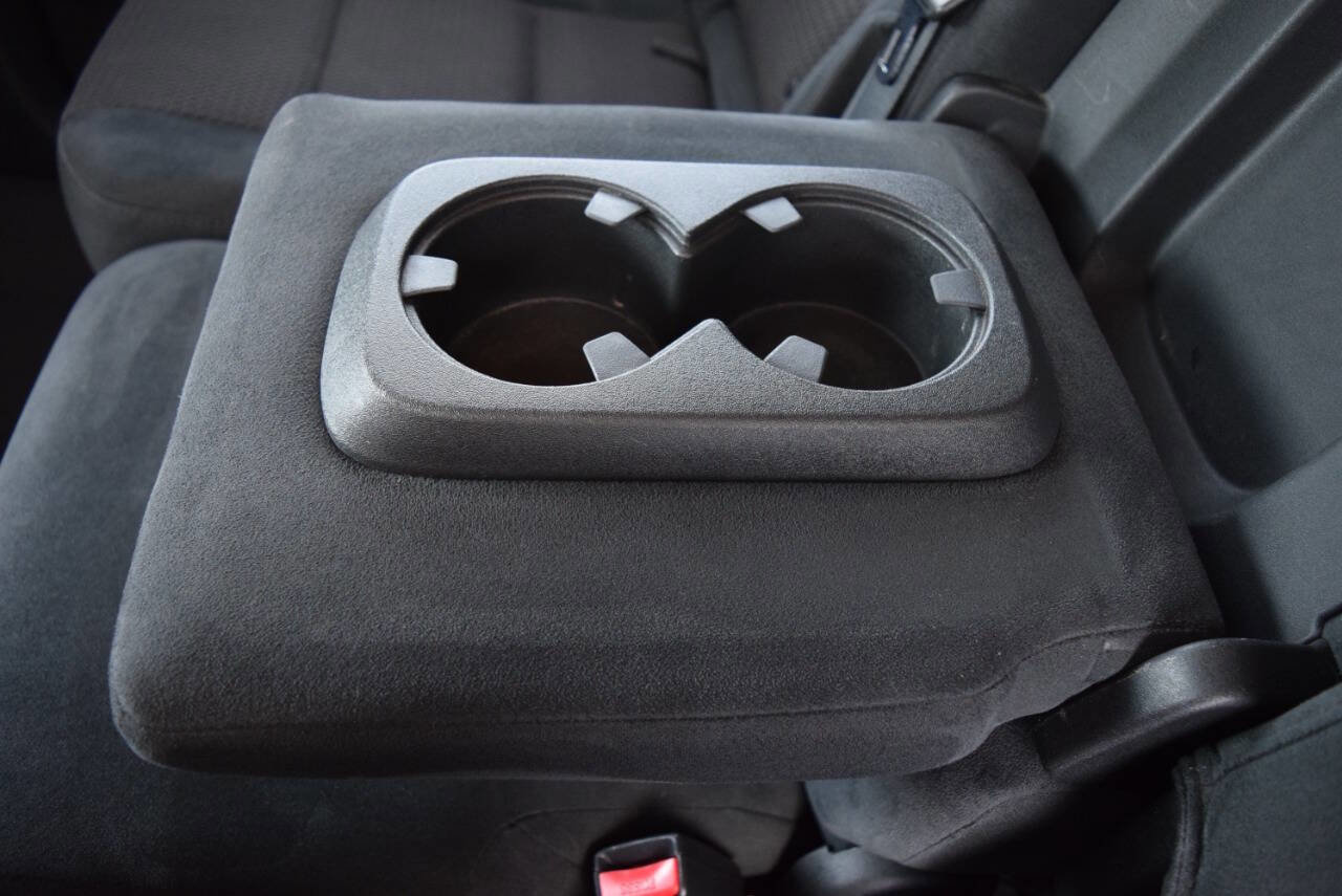 Used 2014 Nissan Armada SV image 39