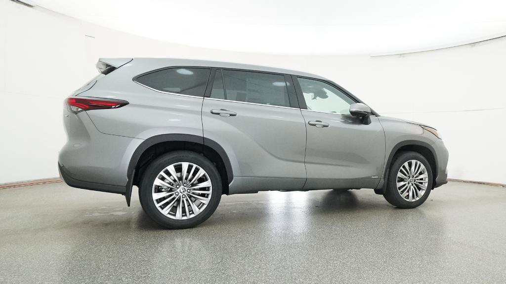 New 2026 Toyota Highlander Platinum image 46