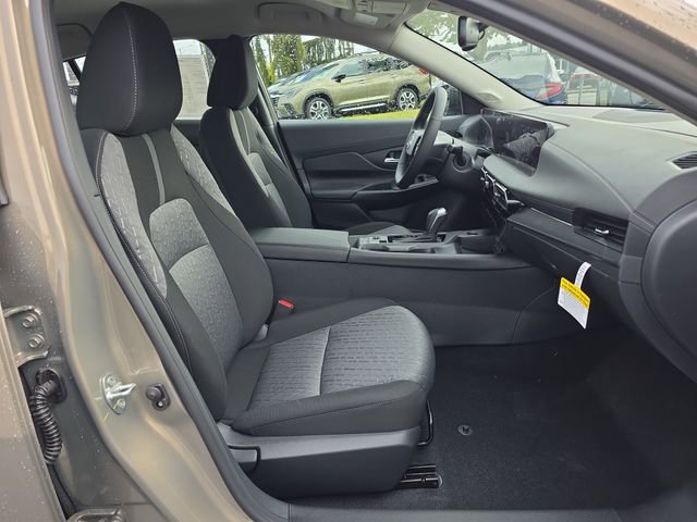 New 2026 Nissan Sentra SV w/ SV Convenience Package FWD image 9